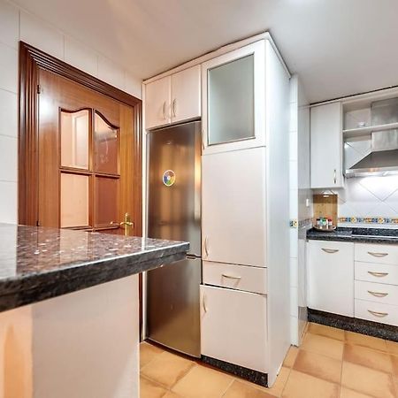 Encantador Apartamento Cerca Del Mar Малага Екстериор снимка