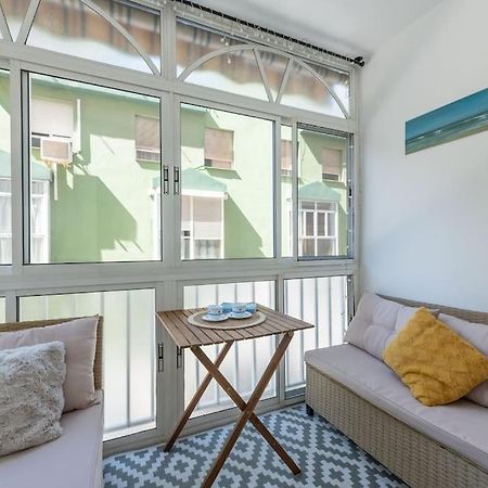 Encantador Apartamento Cerca Del Mar Малага Екстериор снимка